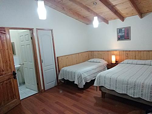 Habitacion triple Baño privado Hostal en La Serena